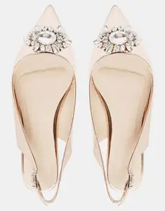Vendita calda all'ingrosso 2023 design pietra artificiale impreziosita scarpe da donna sandali da festa piatti da donna scarpe calzature da donna
