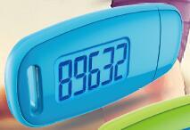 <strong>3D</strong> <strong>Sensor</strong> <strong>Step</strong> <strong>Counter</strong> with <strong>USB</strong> Battery Charging Backlight &amp; Belt Clip - Product Image 2