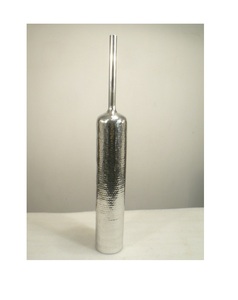 Vases métalliques martelés en aluminium de forme conique pour décoration de table - Product Image 2
