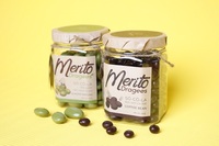 Dragées au lait, chocolat au matcha, amandes séchées enrobées de chocolat au lait pur, chocolat au lait vert et noir, faible MOQ, échantillon gratuit