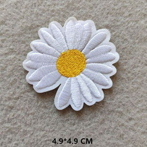 <b>Rose</b> Flowers Patches Clothing Embroidered Stripes Badges Iron on Transfer Appliques Stickers for Clothes - Product Image 4