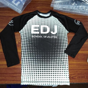 T-shirt de compression en tissu intelligent 3D sublimé 100% polyester ACTIVE STRETCH respirant à séchage rapide pour le MMA - Product Image 1