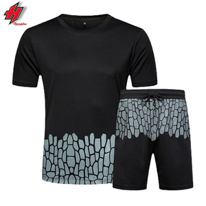Conjunto de pantalones cortos de verano para hombre, camiseta informal con cuello redondo y logotipo personalizado, 2 piezas, 2022 - Product Image 2