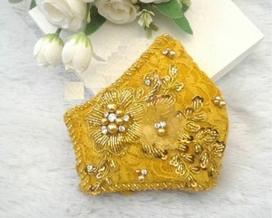 2025 accessoires de visage beaux et élégants nouvellement conçus avec une broderie Zardozi lourde pour les vêtements de mariage et de fête - Product Image 1