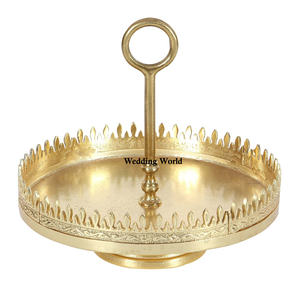 Soporte de pastel de metal chapado en oro Cesta de diseñador hecha a mano de dos niveles de oro Cesta de metal de lujo al por mayor con estilo clásico - Product Image 1