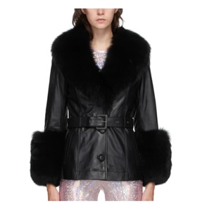 Chaqueta de piel de cordero con cierre de botón y cinturón para mujer, Color negro azabache 100%, moda informal con piel de zorro en todos los colores - Product Image 4