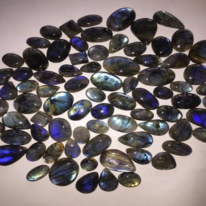 ได้รับการรับรองจากหินอัญมณีลาบราดอไรต์ธรรมชาติเกรด AAA - Product Image 3