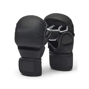 Gants mma en cuir véritable de qualité supérieure, avec logo et couleur personnalisés faits par Ho chasseur Impex - Product Image 1