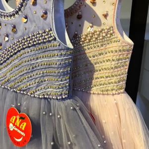 Robe de princesse faite à la main pour filles nouvelle collection de chemisier à bretelles en satin avec jupe pour la saison du printemps pour les enfants de tous âges - Product Image 5