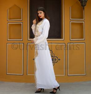 Caftán Marroquí Musulmán Blanco Puro, Estilo Fabuloso Ruso, Caftán de Dubái con Cuentas de Cristal Doradas de Buena Calidad, Precio de Fábrica - Product Image 4