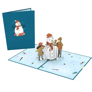 눈사람 3D 팝업 카드와 함께 재생 크리스마스 가족