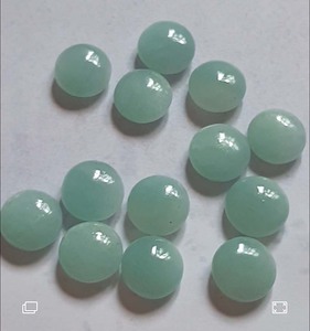 ลูกปัด Larimar ทรงกลมที่มีคุณภาพเยี่ยมลูกปัดอัญมณีทรงหลังเบี้ยได้รับการรับรองจาก Hari OM Creations สำหรับเครื่องประดับสร้อยคอ - Product Image 2