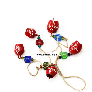 Campana de vaca pintada a mano roja, carillón de viento, campana de Metal decorativa para decoración de jardín disponible al por mayor para decoración al aire libre y del hogar - Product Image 3