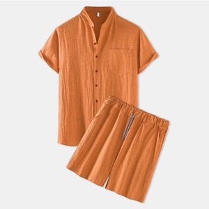 Ensembles de t-shirts pour hommes uniques, vêtements de plage, 100% coton, couleur unie avec sublimation, t-shirts et shorts - Product Image 1
