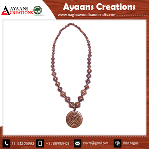 Collier en bois (AC 9619) - Product Image 5