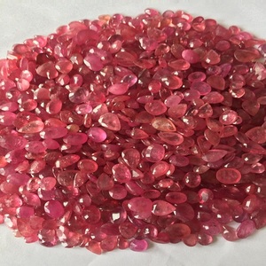 Pierre précieuse lâche rubis de qualité AAA rouge naturel traité thermiquement avec certificat IGI - Product Image 1