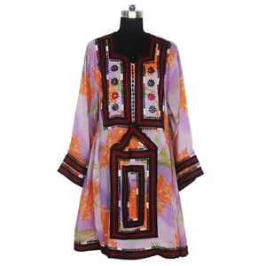 BDR074 Vintage fait à la main Kuchi Balochi robe Vintage bohème du fournisseur indien Vintage broderie à la main bohème Banjara - Product Image 1