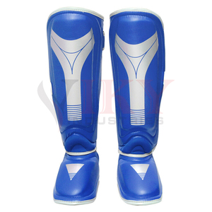 Protège-tibias personnalisables avec logo et couleur, différents styles et qualité supérieure, équipement de protection pour Muay Thai et boxe par Viky Industri - Product Image 2