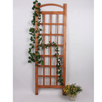 Obélisque en bois classique pour la maison et le jardin