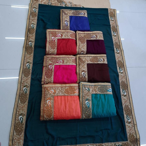 เสื้อส่าหรีดีไซน์เนอร์บอลลีวู้ดผ้าไหมเนื้อนุ่มพิมพ์ลายดิจิตอลสีแสดเข้มพร้อมเสื้อเสื้อผ้าอินเดียดีไซน์ดอกไม้ - Product Image 1