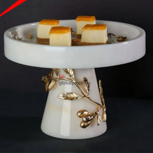 Plateau de service rond en acier inoxydable, de qualité supérieure avec design à fleurs dorées sur le plateau de serveur, pour aliments - Product Image 6