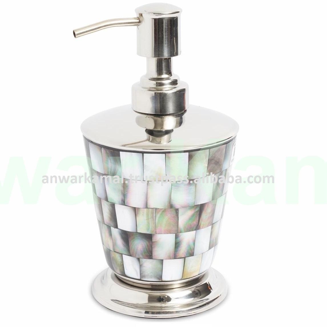 สีเทาอ่อน