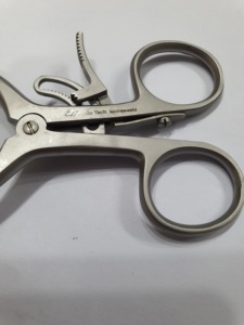Endo Tech Gelpi 4-1/2" Rétracteur manuel à angle profond en acier inoxydable, édition spéciale, instrument chirurgical pour oreilles, yeux, nez, gorge - Product Image 6