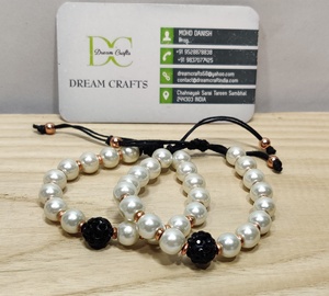 สร้อยข้อมือลูกปัดหินลาวาและสีเงินขนาด8มม. ปรับได้จากอินเดีย - Product Image 6