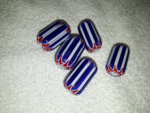 ที่กำหนดเองทำแท่งเชฟรอนแก้วที่มีอยู่ในคละสีและขนาดสำหรับศิลปินลูกปัดแก้วและผู้ผลิต - Product Image 2