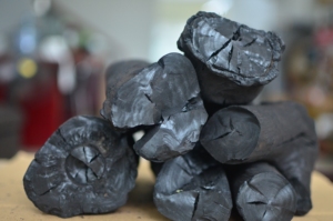 Than đen dính gỗ cứng tự nhiên đen BBQ vật liệu nấu ăn rừng ngập mặn - Product Image 5