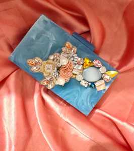 Pochette moderne à motif rayé pour femmes, dernière conception, fermeture à glissière, sac de grande capacité à la mode, accessoire de maquillage de voyage - Product Image 4