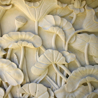 Sculpture murale en pierre de Bali moderne, sculptée à la main, en pierre calcaire naturelle beige, motifs floraux, taille personnalisable, pour villa