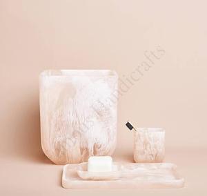 Conjunto de baño de resina - Product Image 3