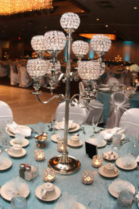 Candelabro de metal plateado de 5 brazos Centro de mesa de boda con portavelas Linternas Tarros de velas - Product Image 3