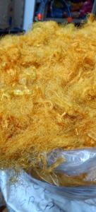 Residuos de seda Sari de colores personalizados disponibles en violeta y otros colores personalizados para tiendas de hilado y fibra - Product Image 5