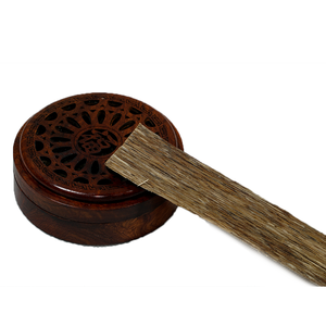 Trozos de madera Oud OCK2, 100% natural, con fuerte aroma Floral dulce, grado 3A, espesor de 0,5mm - Product Image 3