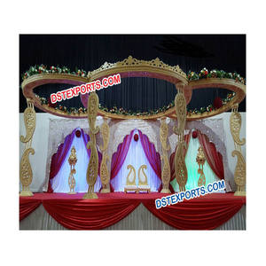 Mandap de Madera con Diseño Paisley para Bodas, Pilares de Transporte, Mandap Elegante de Madera, Decoración para Bodas Indias en EE. UU., Accesorios y Montaje, Nueva York - Product Image 1
