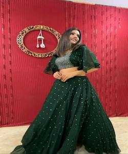 À la mode georgette broderie séquence travail lehenga choli avec dupatta mariée porter prix de gros vêtement ethnique - Product Image 1