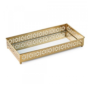 Bandeja de servicio de espejo de forma redonda, plato de servicio al por mayor hecho a mano de diseño único, chapado en polvo dorado - Product Image 6