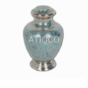 Tarro de cremación de latón macizo superventas de Mother Pearl, diseño verde claro dorado moderno con características atractivas para cenizas de adultos - Product Image 1