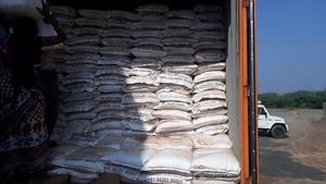 High Quality Piling Grade <b>Bentonite</b> Powder Essential Chemicals Various Industrial Uses Drilling Including Application Cat Litter - Product Image 2