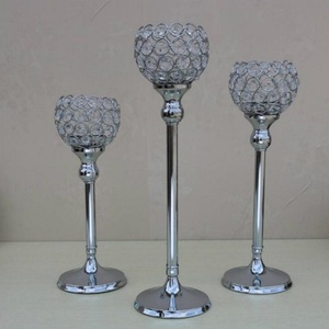 Porte-bougie en métal fait main de luxe de la dernière conception, de la plus haute qualité, dans différentes formes et tailles pour la décoration de la maison, meilleur prix en Inde - Product Image 3