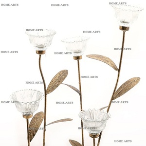 Portavelas de vidrio y latón de diseño admirable con portavelas votivo en forma de hoja de la mejor calidad para uso en vajilla - Product Image 2