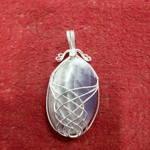 Piedra semipreciosa hecha a mano, piedra preciosa, alambre envuelto curativo, colgante ovalado, joyería - Product Image 1