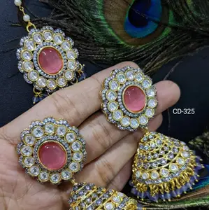 印度传统珠宝昆丹珍珠Jhumka设计师耳环，批发价多种颜色