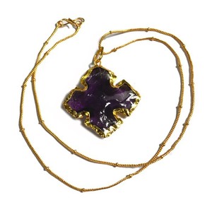 Proveedor de elegante collar de piedras preciosas con cristal de amatista Cruz punta de flecha ágata a la venta - Product Image 1