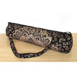 Sac de tapis de yoga écologique de style bohème fait à la main sac de tapis de yoga imperméable élégant et fonctionnel - Product Image 2