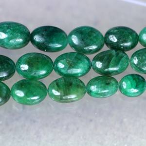 Cuentas de piedras preciosas de cristal redondas verdes esmeralda naturales, dijes de piedras curativas para hebra de fabricación de joyas - Product Image 4