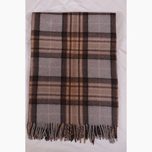 Couvertures en laine pour l'hiver Top qualité nouveau design confortable confort avec nos couvertures en laine tartan en gros à vendre - Product Image 2