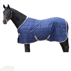Alfombra estable de caballo de invierno ecuestre Premium, forro de nailon, carcasa de lona con relleno de algodón, producto de alta calidad - Product Image 1